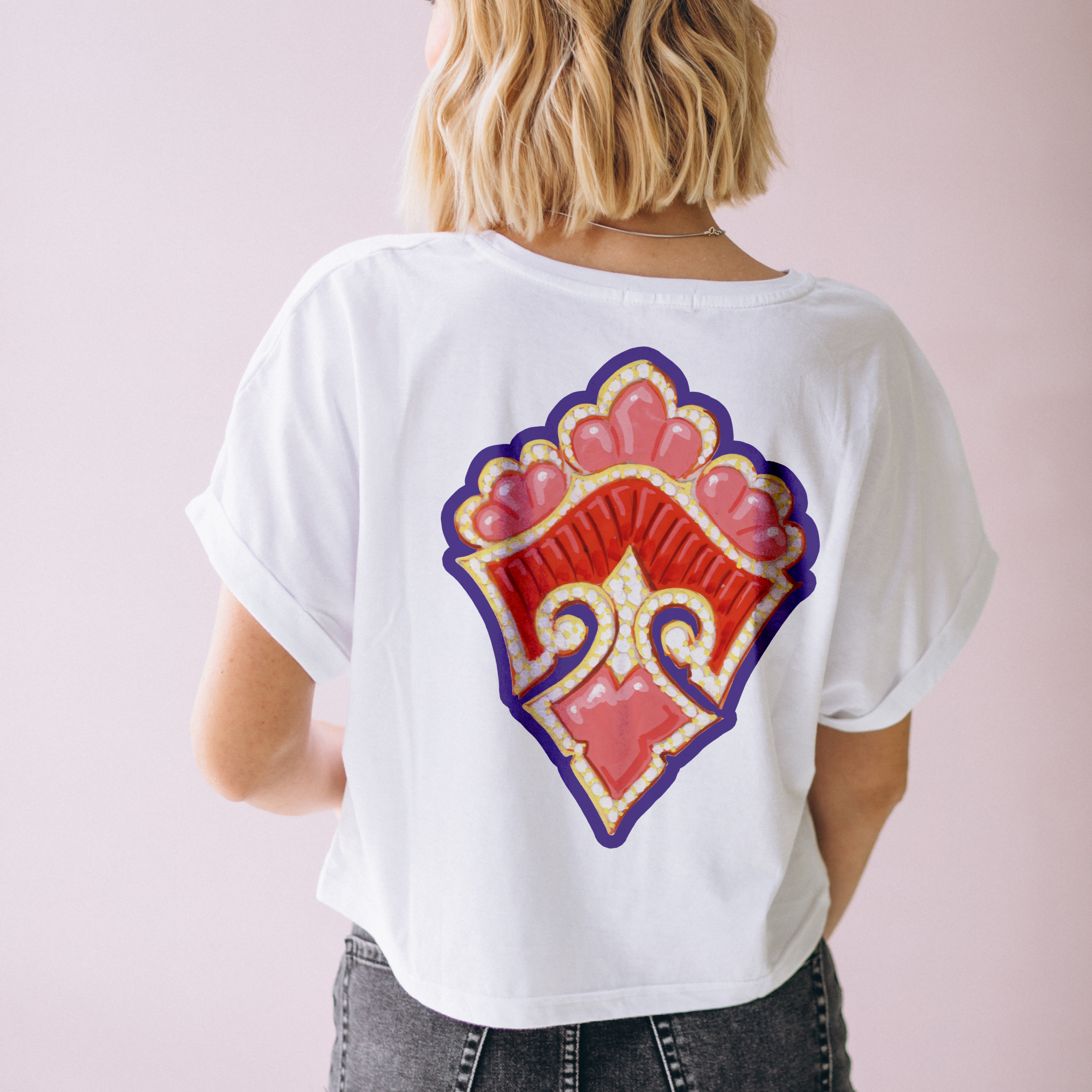 T-shirt artistica gioiello Rosso, ispirata ai Disegni del Museo Virtuale