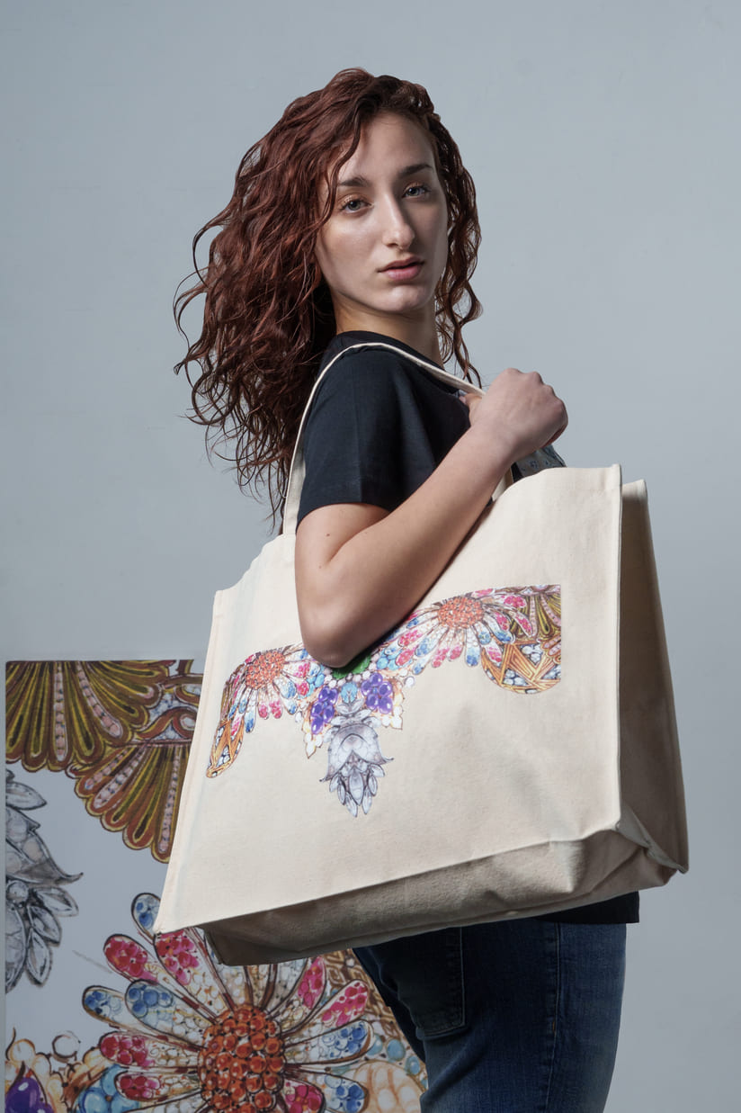 Indossare la Storia: La Capsule Collection del Museo Virtuale del Design del Gioiello